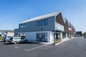 Bâtiment moderne de la micro crèche de Fontenay-le-Vicomte